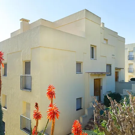 Con Terraza A 150 M De La Playa De Grifeu, Ideal 4 Personas - Es-228-50