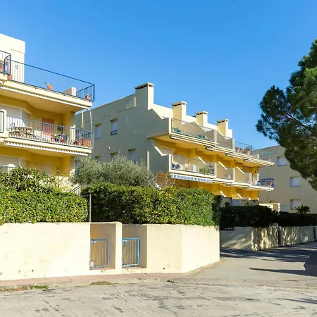 Con Terraza A 150 M De La Playa De Grifeu, Ideal 4 Personas - Es-228-50 Llanca