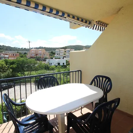 Apartment Con Terraza A 150 M De La Playa De Grifeu, Ideal 4 Personas - Es-228-50 Llanca