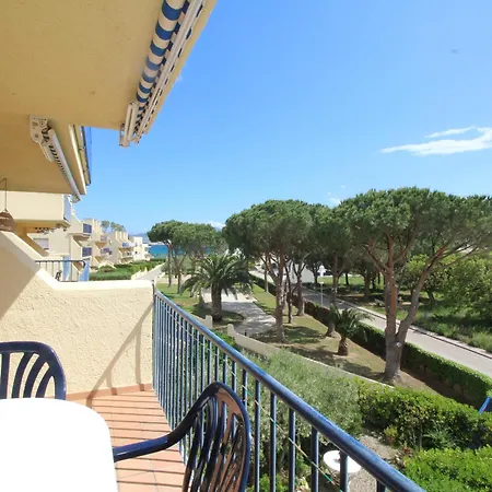 Con Terraza A 150 M De La Playa De Grifeu, Ideal 4 Personas - Es-228-50 Apartment Llanca